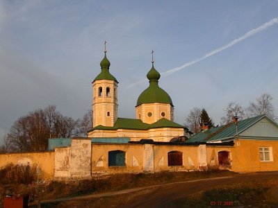 Церковь Иоанна Богослова с оградой /  / Тверская область