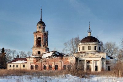 Белокаменная Богоявленская церковь /  / Тверская область