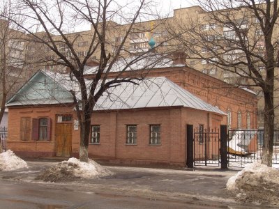 Здание бывшей церкви Успения Богородицы /  / Оренбургская область