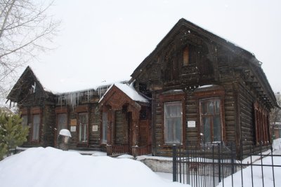 Дом, где в 1918 году размещалась секция Омской  организации венгров-интернационалистов /  / Омская область