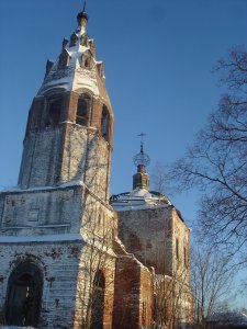 Покровская церковь, построенная в 1791-1805 гг. /  / Ивановская область