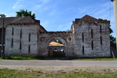 Фрагмент крепостной стены с северными воротами /  / Республика Марий Эл