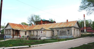 Дом, где располагалось женское отделение школы и квартиры преподавателей /  / Ульяновская область