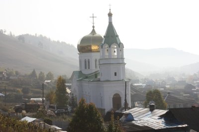 Церковь в п. Сыростан /  / Челябинская область