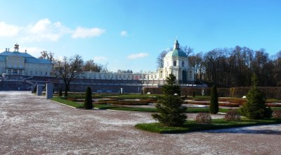 Ансамбль Большого дворца и Нижнего сада /  / Город Санкт-Петербург