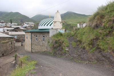 Мечеть с мавзолеем и годеканом /  / Республика Дагестан