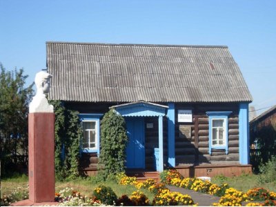 Дом, в котором жила семья  Космодемьянских (Зоя и Шура) в 1929/1930 гг. /  / Иркутская область
