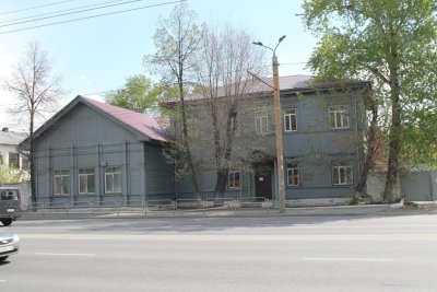 Здание мужского железнодорожного училища /  / Челябинская область
