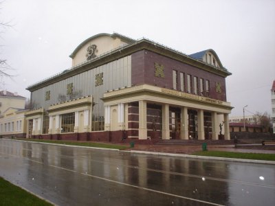 Здание бывшего республиканского драматического театра Мордовской АССР /  / Республика Мордовия