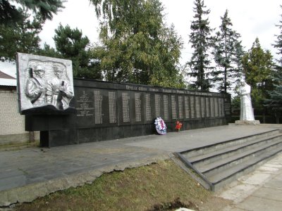 Памятник воинам-односельчанам, погибшим в ВОВ /  / Карачаево-Черкесская республика