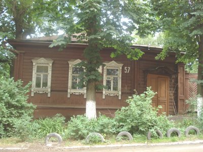 Дом, в котором прошло детство писателя Успенского Глеба Ивановича /  / Тульская область