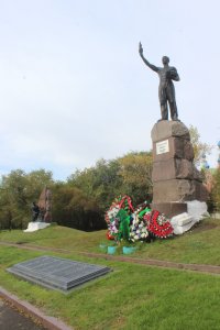 Братская могила 89 шахтеров, погибших в 1931 году /  / Республика Хакасия