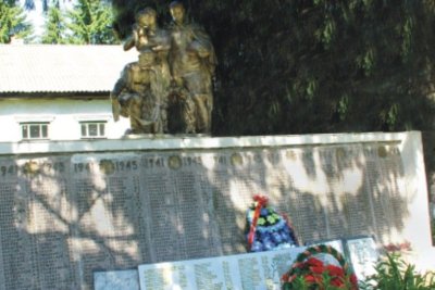 Братская могила воинов, погибших в 1941 - 1943 гг. /  / Орловская область
