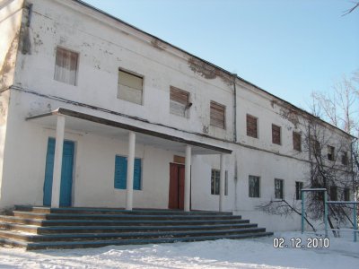 Здание Кадаинской каторжной тюрьмы, в которой отбывали заключение участники революции 1905-1907 гг. /  / Забайкальский край