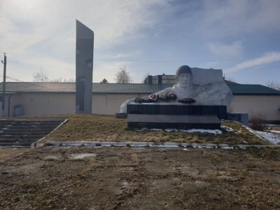 Памятник погибшим воинам в годы Великой Отечественной войны /  / Кабардино-Балкарская республика
