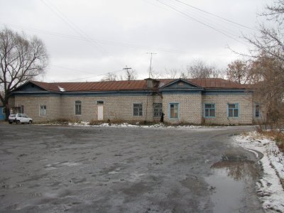 Здание амбулатории переселенческого врачебного участка, основанного в 1908 г. /  / Омская область