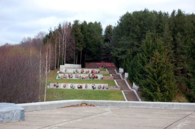Воинское кладбище, где похоронены 809 офицеров и 10844 солдата и сержанта, погибших в годы Великой Отечественной Войны /  / Тверская область