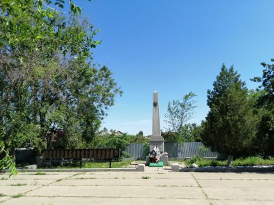 Братская могила воинов 21, 57, 62 и 64-й армий, погибших в период Сталинградской битвы /  / Волгоградская область
