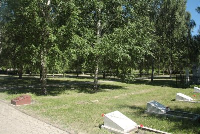 Братское кладбище советских воинов, умерших в госпиталях города Омска в 1941-1946 годах /  / Омская область