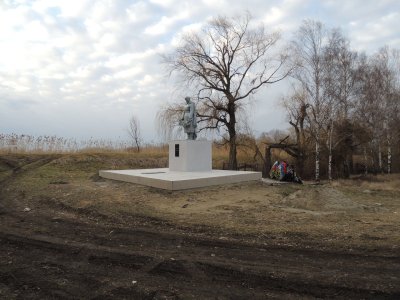 Братская могила воинов, погибших в 1942 – 1943 гг. /  / Ставропольский край