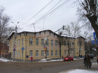 Здание, где в Калужском высшем начальном училище работал Циолковский К.Э. /  / Калужская область