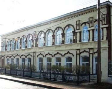 Дом, с балкона которого 9 ноября 1917 г. была провозглашена Советская власть в городе /  / Оренбургская область