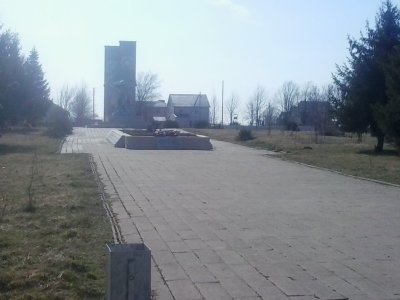 Братская могила 57 советских воинов, погибших в боях с фашистскими захватчиками /  / Краснодарский край