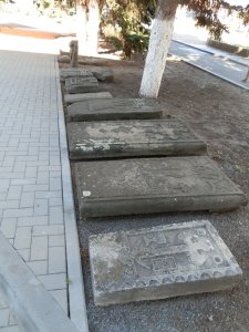 Хачкары-надгробия старого армянского кладбища /  / Ростовская область