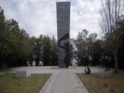 Братское кладбище воинов 89-й стрелковой дивизии /  / Город Севастополь