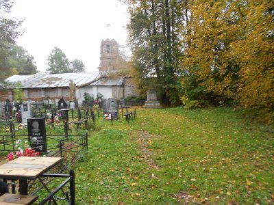 Воинское кладбище, на  котором захоронены советские воины, умершие от ран в госпиталях города Шуи в годы Великой Отечественной войны /  / Ивановская область