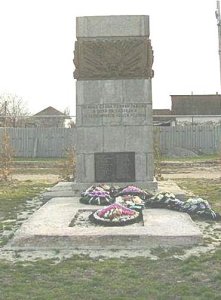Могила неизвестного солдата, погибшего в период Сталинградской битвы /  / Волгоградская область