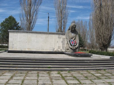Братская могила воинов Советской Армии, погибших в 1943 году /  / Ставропольский край