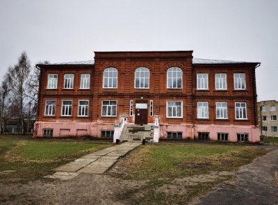 Здание, где 11 марта 1919 г. была организована первая в городе комсомольская ячейка /  / Республика Мордовия