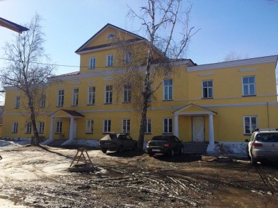Дом, в котором в 1841 - 1845 гг. жил Толстой Лев Николаевич /  / Республика Татарстан
