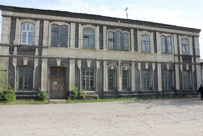Здание, в котором в апреле-июне 1918 и в августе-ноябре 1919 г. работал А.Е. Карташев /  / Челябинская область