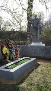 Братская могила с захоронением воинов, в период Великой Отечественной войны 1941-1945 гг. /  / Тульская область