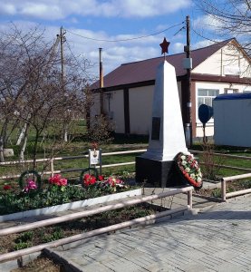 Братская могила 773 советских воинов, погибших в боях с фашистскими захватчиками /  / Краснодарский край