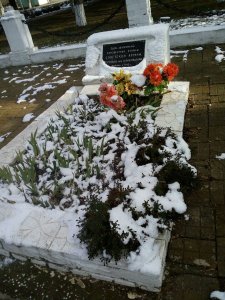 Братская могила 300 советских воинов, погибших в бою с фашистскими захватчиками /  / Краснодарский край