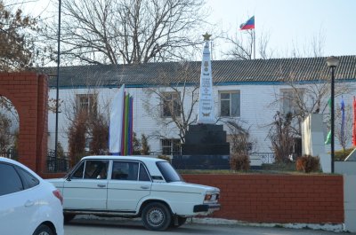 Памятник воинам, павшим в Великой Отечественной войне /  / Республика Дагестан