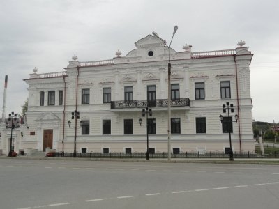 Дом купца И.Н.Корнилова, в котором жил Д.И.Менделеев и где в августе 1919 г. находился штаб 51-й дивизии под командованием В.К.Блюхера /  / Тюменская область