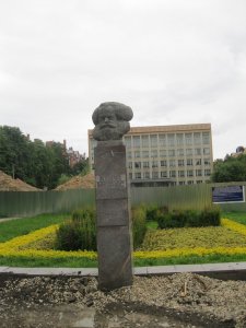 Скульптурный портрет (голова) Карла Маркса /  / Смоленская область