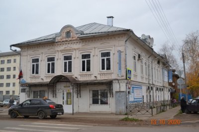 Дом Самойловых, в котором была организована и в 1932 - 1939 гг. работала артель "Северная чернь" /  / Вологодская область