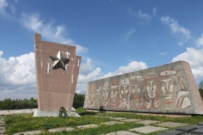 Мемориал защитникам полуостровов Рыбачий и Средний /  / Мурманская область