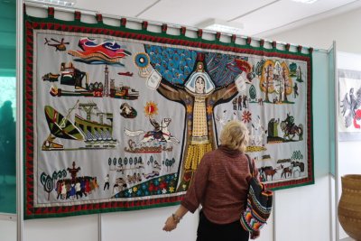 В Якутске открылась выставка гербов районов республики