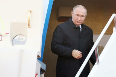 Путин прибыл в Астану для встречи с коллегами из СНГ и других объединений