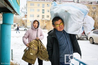 Жители села Сватай Среднеколымского района передали помощь мобилизованным землякам /   Среднеколымский Республика Саха (Якутия)