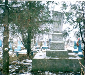 Братская могила 29 советских воинов, погибших в боях с фашистскими захватчиками /  / Краснодарский край