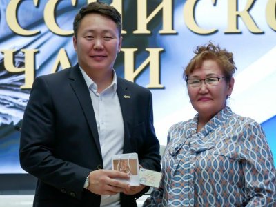 В республиканском медиа-центре наградили журналистов Якутии