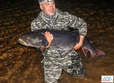 Рыбалка на трофейного тайменя на реке Учур