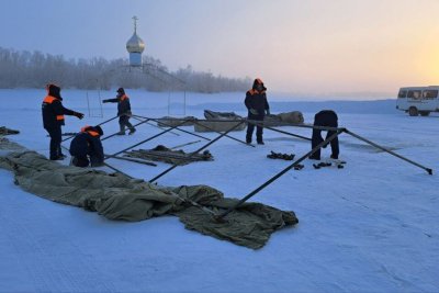 Фото, видео: в Якутске готовят купель к Крещенским купаниям